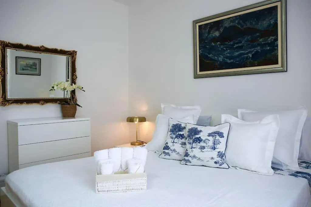 New & Luxury Apartment Tony Split 0*,